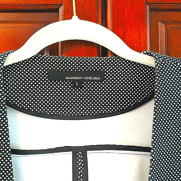 NEW Women's polkadot blazer - Picture 3 of 8